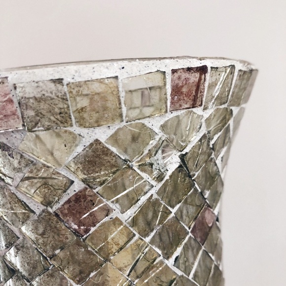 Glass Design Candle Holder - Picture 4 of 5